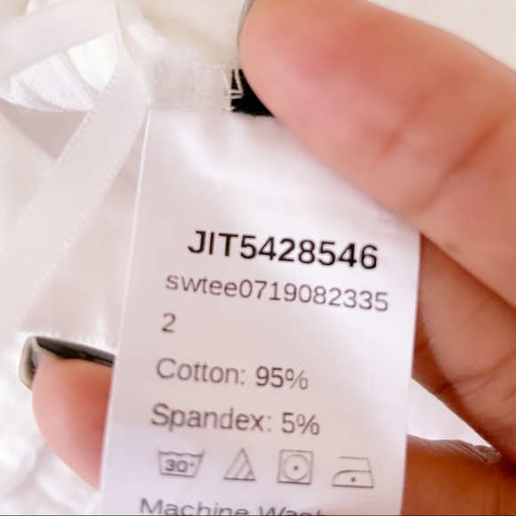 White Crop Top Size Small - Picture 6 of 6